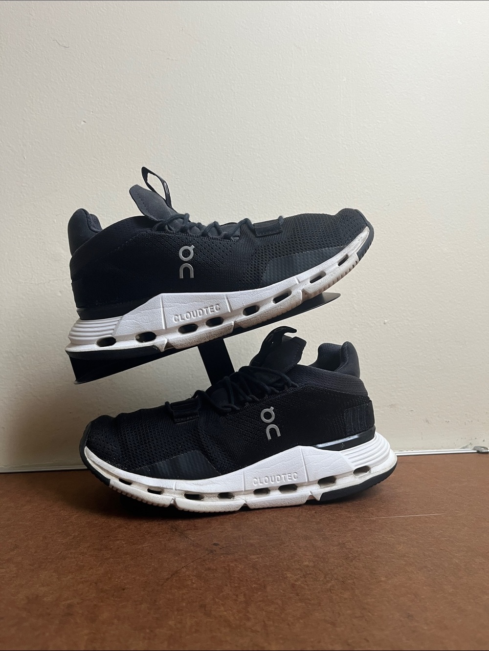On Running Cloudnova Women’s Phantom Black and White CloudTec Sneakers US 5 EU36